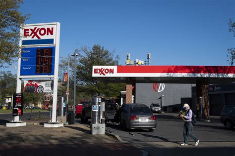 SANTA FE, TX 77510. . Exxon near me now